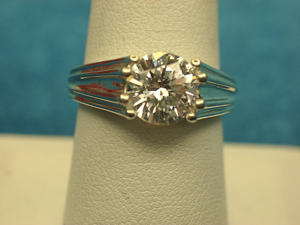 Elegant Sterling Silver Ring w/Large DQ CZ, Size 8 - Pre-Owned