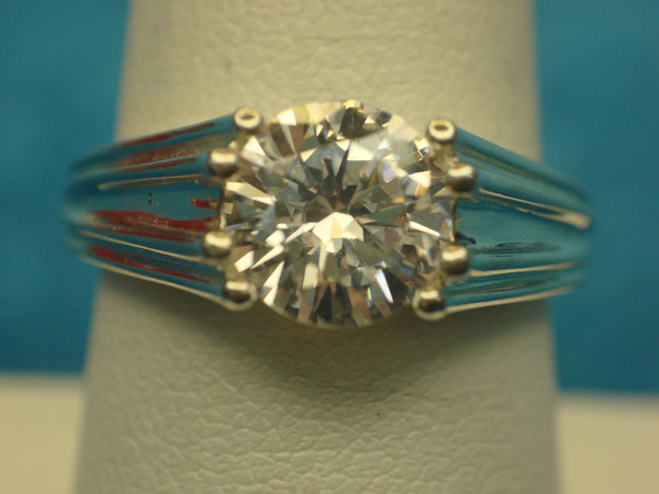 Elegant Sterling Silver Ring w/Large DQ CZ, Size 8 - Pre-Owned