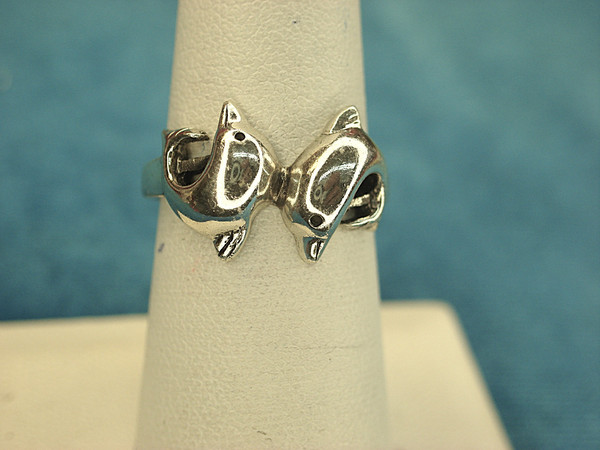 Sterling Silver Dolphin Ring - Size 7, Pre-Owned with Two Dolphins