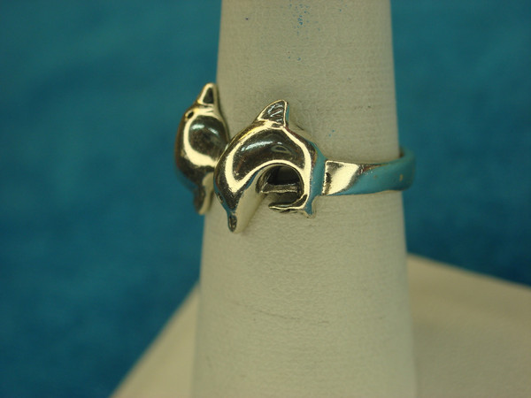 Sterling Silver Dolphin Ring - Size 7, Pre-Owned with Two Dolphins