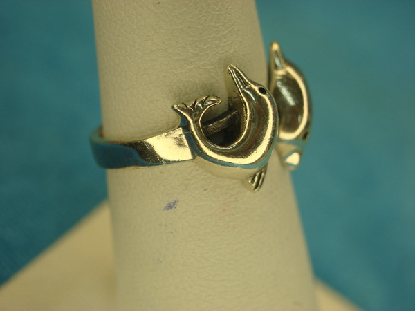 Sterling Silver Dolphin Ring - Size 7, Pre-Owned with Two Dolphins