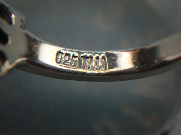 Sterling Silver Dolphin Ring - Size 7, Pre-Owned with Two Dolphins