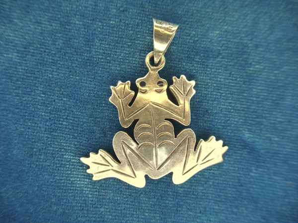 Sterling Silver Frog Pendant - Mexico 925 - Vintage Charm