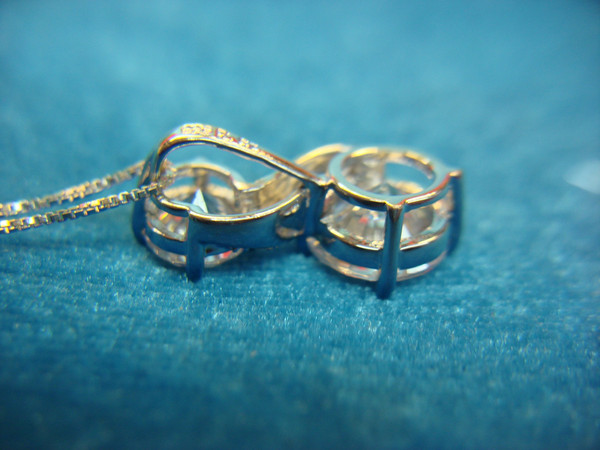 Sparkly Sterling Silver CZ Pendant with Box Chain - 7mm & 9mm Cubic Zirconia