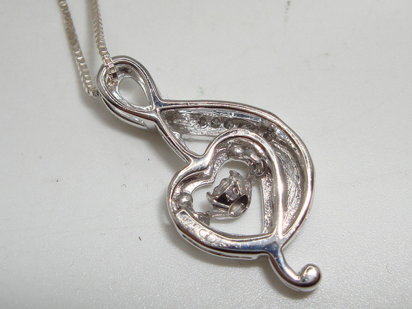 Sparkling Sterling Silver & Diamond Treble Cleff Necklace - 0.925 Silver, 6 Diamonds