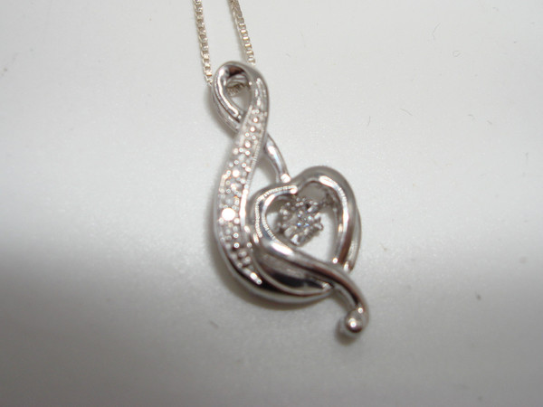 Sparkling Sterling Silver & Diamond Treble Cleff Necklace - 0.925 Silver, 6 Diamonds