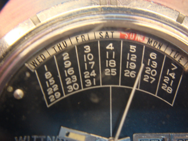 Vintage Wittnauer 2000 Automatic Mens Watch - Day/Date Calendar - Stainless Steel