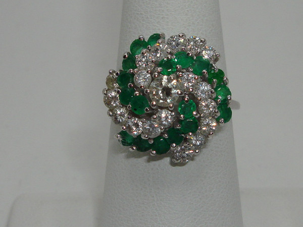 Vintage Inspired 14K Gold Diamond & Emerald Ring (2+ CTW) Appraisal $5580