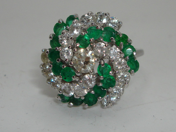 Vintage Inspired 14K Gold Diamond & Emerald Ring (2+ CTW) Appraisal $5580