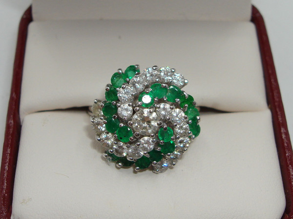 Vintage Inspired 14K Gold Diamond & Emerald Ring (2+ CTW) Appraisal $5580