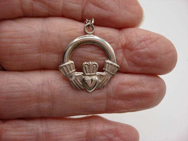 Vintage Irish Claddagh Sterling Silver Pendant Necklace - Authentic & Detailed