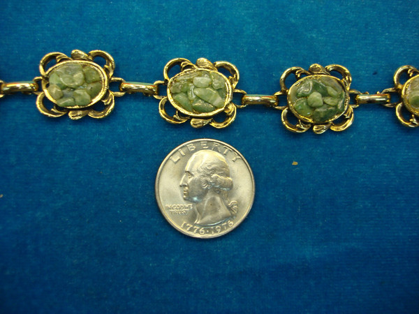 Vintage Gold Tone Bracelet w/ Green Stones - Estate Find, 7 Inch