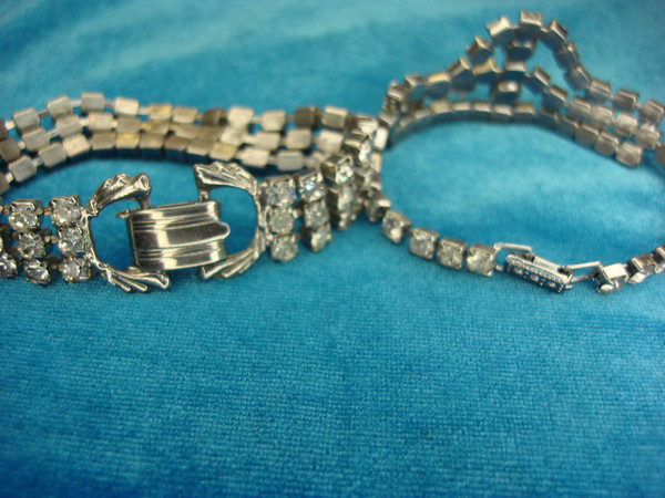 Vintage Silver Tone Bracelet Set with Brilliants (7 Inch)