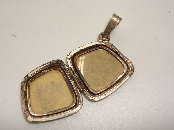Vintage Kordes & Luchtenfels 800 Silver Locket | 1940s Germany | Photo Locket Gift