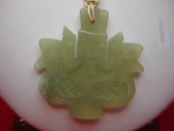 Vintage Green Quartz Chicken Necklace | Boho Style with Glass Beads