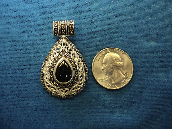 Sterling Silver Onyx & Marcasite Pendant - Pre-Owned, Excellent Condition