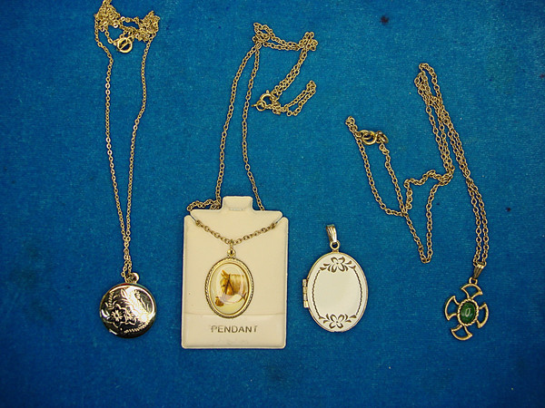 Vintage Necklace & Pendant Lot of 4 - Estate Jewelry Finds