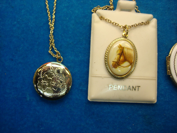 Vintage Necklace & Pendant Lot of 4 - Estate Jewelry Finds