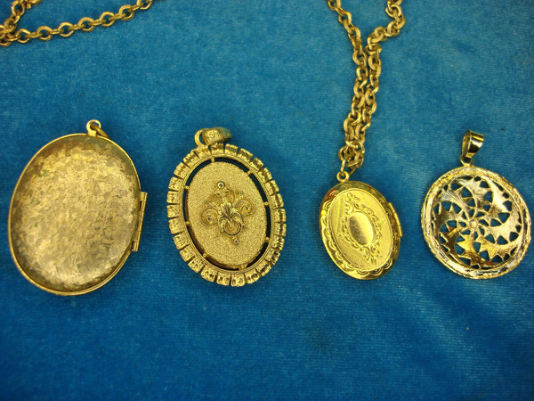 Vintage Estate Necklace & Pendant Lot of 4 - Unique Retro Jewelry Finds