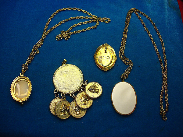 Vintage Estate Necklace & Pendant Lot - Unique, Striking Pieces