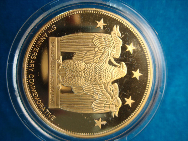 World Trade Center Commemorative Coin Set (2001-2006) -  Twin Towers Replica, 24k Gold & Silver