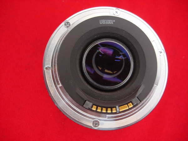 Canon EF 50mm f/1.8 Lens - Excellent Condition, Minimal Wear