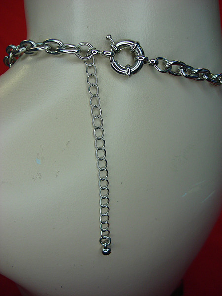 Vintage Silver Tone Necklace with Maroon Stones & Diamond Simulants (18-21