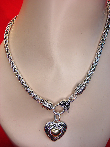Vintage Chunky Silver Tone Heart Pendant Necklace - 17.5 Inch