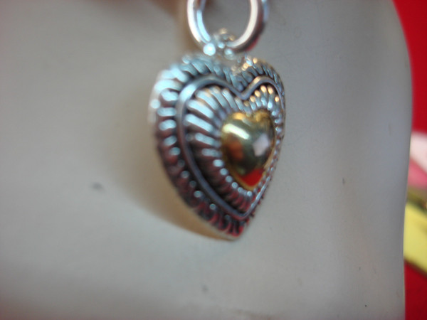 Vintage Chunky Silver Tone Heart Pendant Necklace - 17.5 Inch