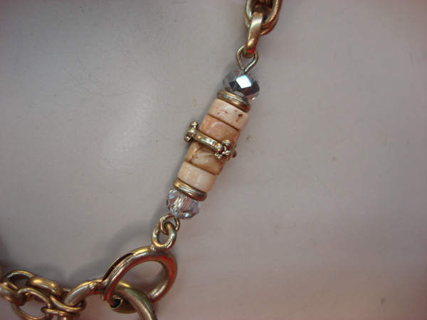 Vintage Gold Tone Necklace with Gemstones & Unique Tooth Pendant (18