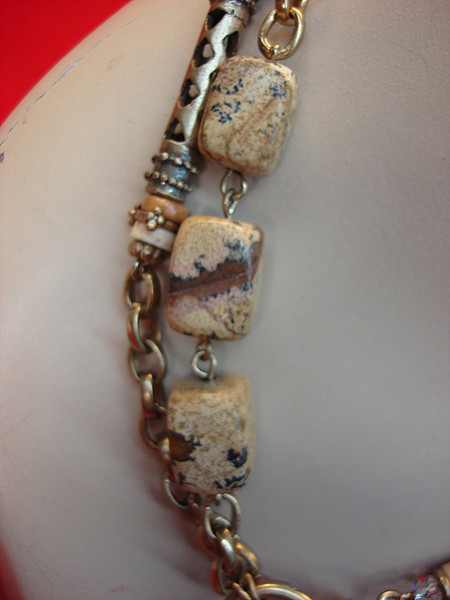 Vintage Gold Tone Necklace with Gemstones & Unique Tooth Pendant (18