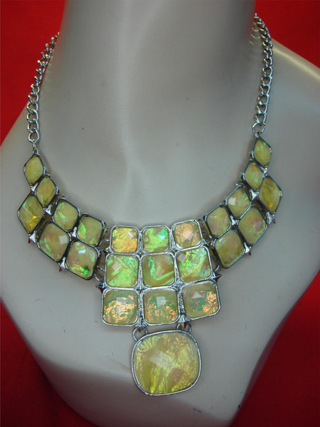 Vintage Silver Tone Necklace w/ Lemon Yellow Stones - 17-19 Inch