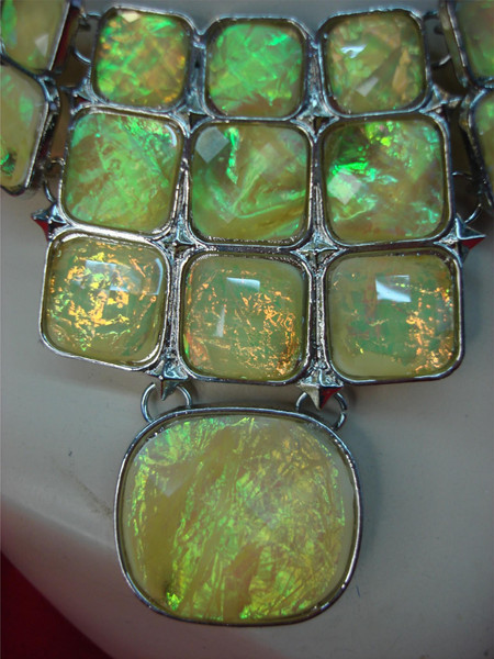 Vintage Silver Tone Necklace w/ Lemon Yellow Stones - 17-19 Inch