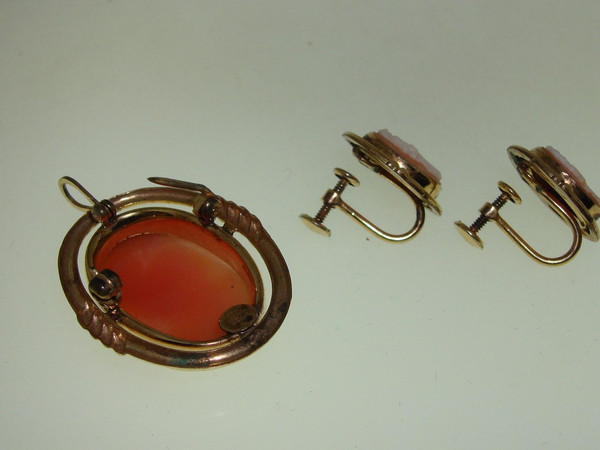 Vintage Signed Gold Filled Cameo Brooch & Earrings Set - 1/20 12K GF