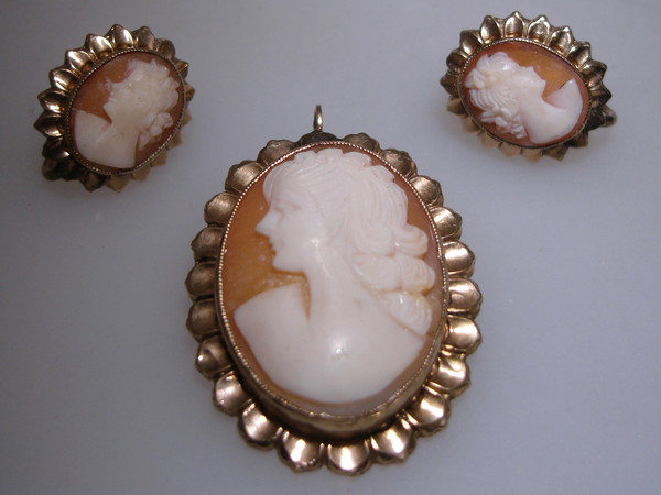 Vintage Gold Filled Carved Shell Cameo Pin & Earrings Set | Signed L.S.P. Co.