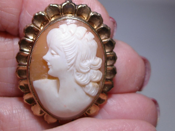 Vintage Gold Filled Carved Shell Cameo Pin & Earrings Set | Signed L.S.P. Co.