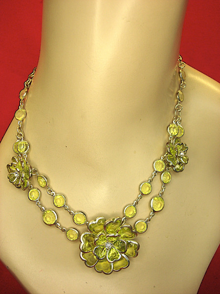 Vintage Silver Tone Necklace with Pale Green Circles & Hearts (17-20 inch)