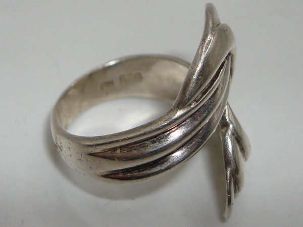 Vintage Sterling Silver Bypass Ring by ND - Size 8.5 (925)