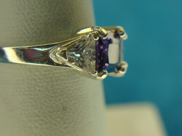 Sterling Silver Purple Square Stone Ring (Size 6) - Pre-Owned