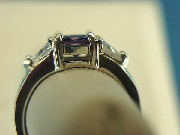 Sterling Silver Purple Square Stone Ring (Size 6) - Pre-Owned