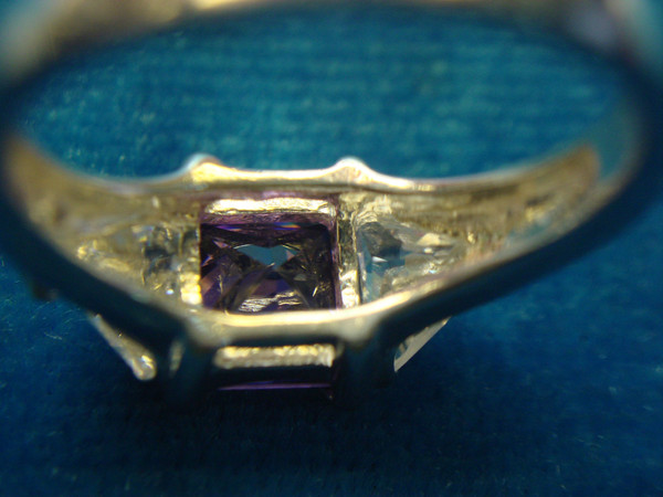 Sterling Silver Purple Square Stone Ring (Size 6) - Pre-Owned