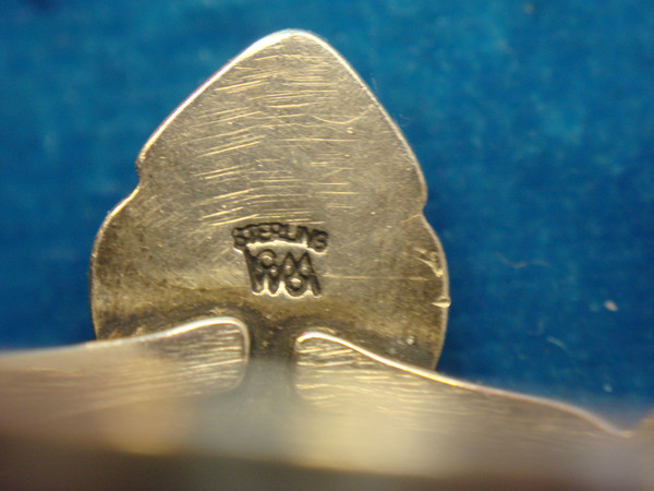 Vintage Sterling Silver Mother of Pearl Ring - Size 7.5 (Excellent Condition)