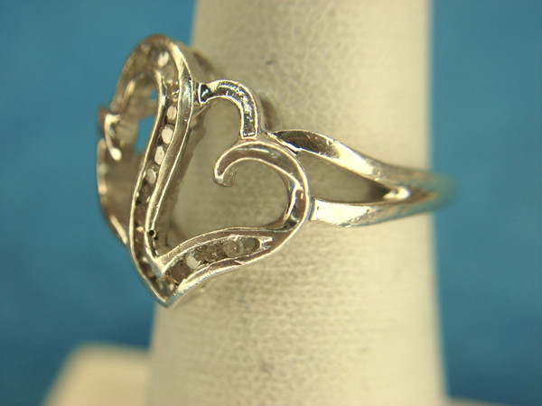 Pre-Owned Zales Sterling Silver Double Heart Diamond Ring - Size 5 3/4