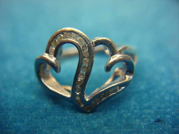 Pre-Owned Zales Sterling Silver Double Heart Diamond Ring - Size 5 3/4