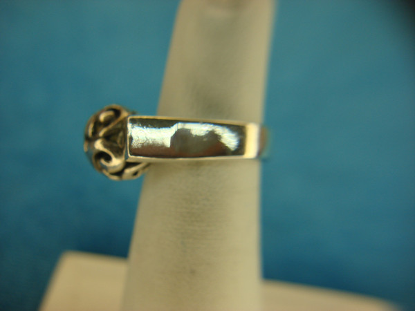 Sterling Silver Spinner Ring (Size 6) - Pre-Owned, Unique & Stylish