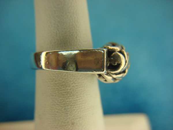 Sterling Silver Spinner Ring (Size 6) - Pre-Owned, Unique & Stylish