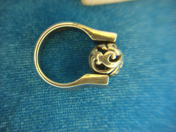 Sterling Silver Spinner Ring (Size 6) - Pre-Owned, Unique & Stylish