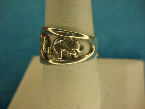 Sterling Silver Elephant Family Ring - Size 8 1/2