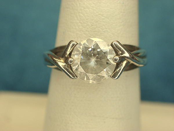 Sterling Silver Ring with Large Round Cubic Zirconia (CZ) - Size 7