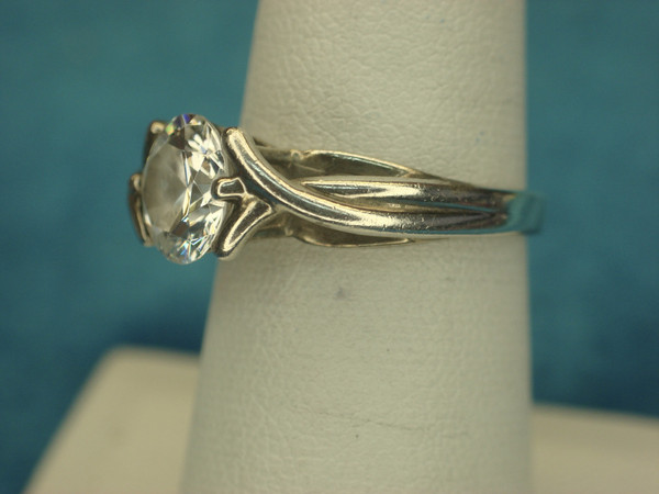 Sterling Silver Ring with Large Round Cubic Zirconia (CZ) - Size 7